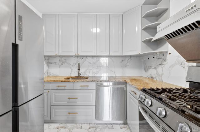 550 115th Street 550D, College Point, NY 11356