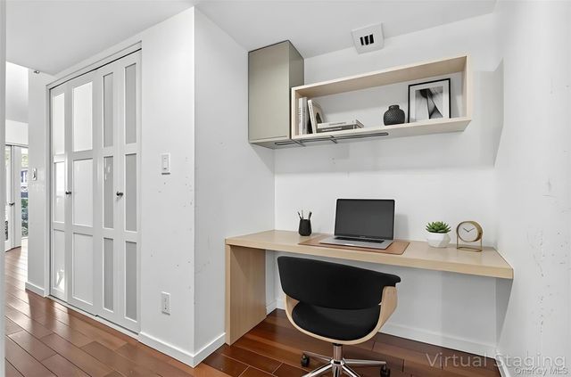 550 115th Street 550D, College Point, NY 11356