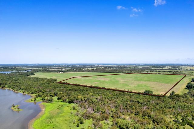 99AC Buck Creek, Tioga, TX 76271