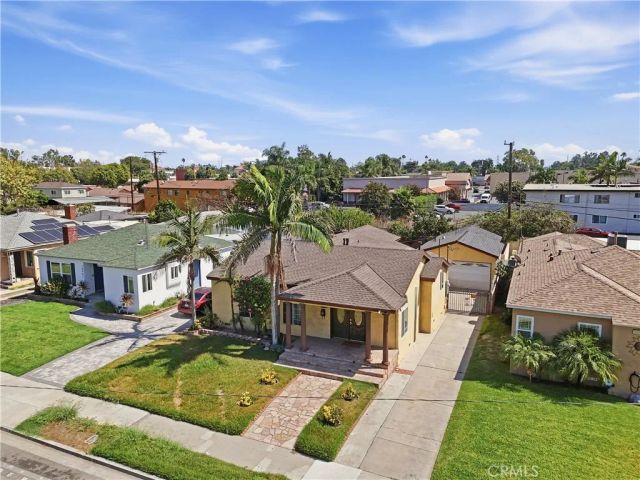 10962 Elm Avenue, Lynwood, CA 90262