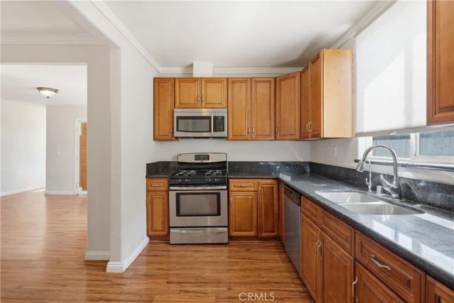 10962 Elm Avenue, Lynwood, CA 90262
