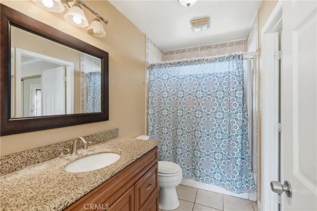 10962 Elm Avenue, Lynwood, CA 90262