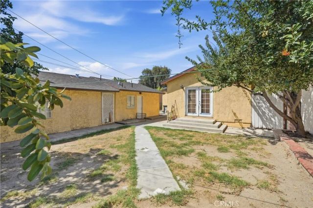 10962 Elm Avenue, Lynwood, CA 90262