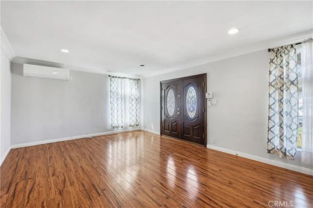 10962 Elm Avenue, Lynwood, CA 90262