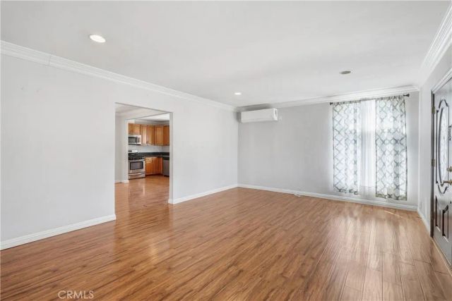 10962 Elm Avenue, Lynwood, CA 90262