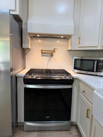 3200 Mccrays Mill Road, Sumter, SC 29154