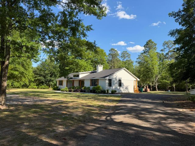 3200 Mccrays Mill Road, Sumter, SC 29154