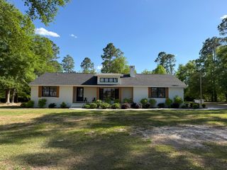 3200 Mccrays Mill Road, Sumter, SC 29154