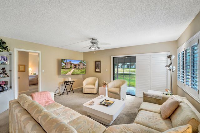 2160 SW 93 Way 1002, Davie, FL 33324