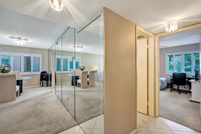 2160 SW 93 Way 1002, Davie, FL 33324