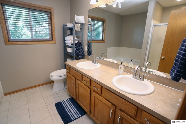 13608 S 41 Circle, Bellevue, NE 68123