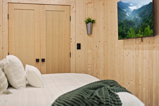 2951 Webb Creek Road, Sevierville, TN 37876