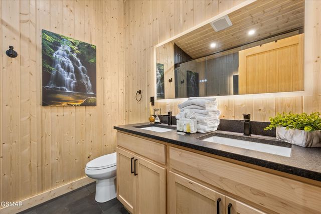 2951 Webb Creek Road, Sevierville, TN 37876