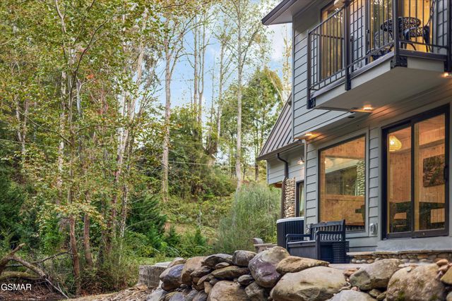 2951 Webb Creek Road, Sevierville, TN 37876