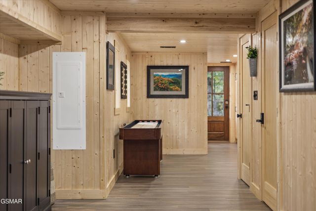 2951 Webb Creek Road, Sevierville, TN 37876