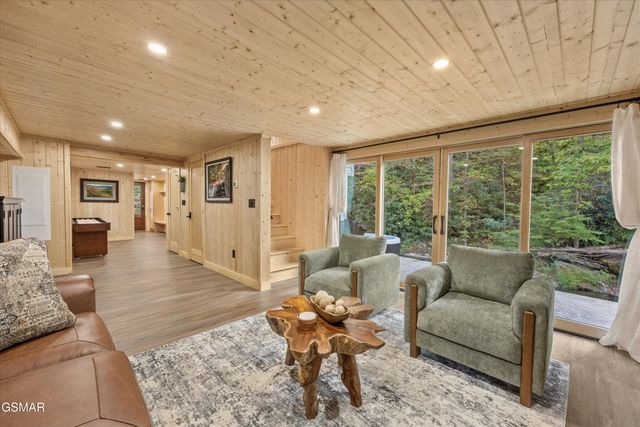 2951 Webb Creek Road, Sevierville, TN 37876