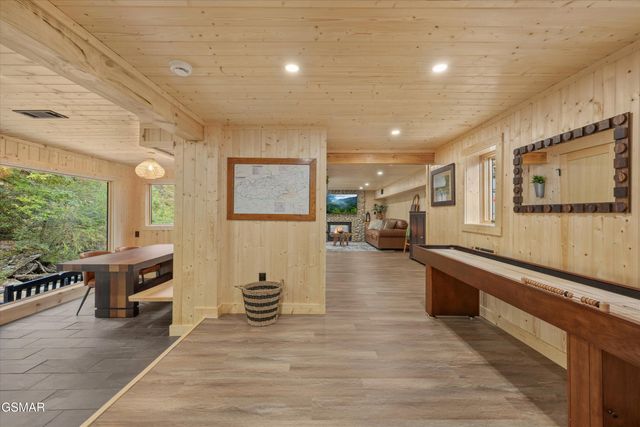 2951 Webb Creek Road, Sevierville, TN 37876