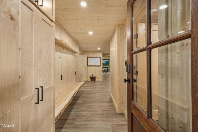 2951 Webb Creek Road, Sevierville, TN 37876