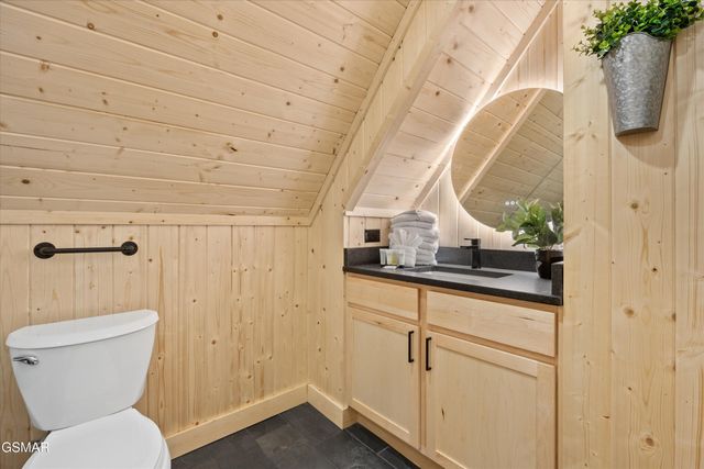 2951 Webb Creek Road, Sevierville, TN 37876