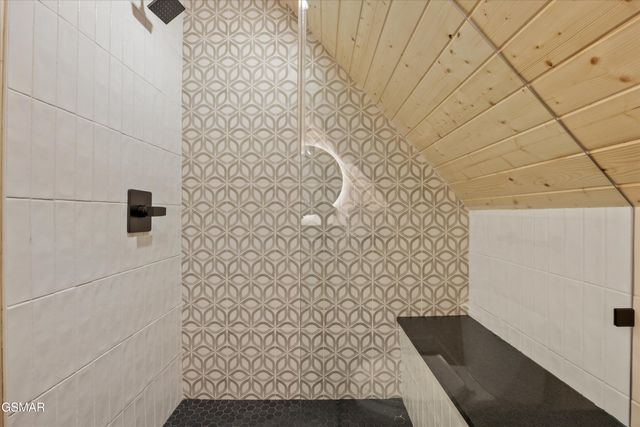 2951 Webb Creek Road, Sevierville, TN 37876