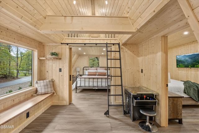 2951 Webb Creek Road, Sevierville, TN 37876