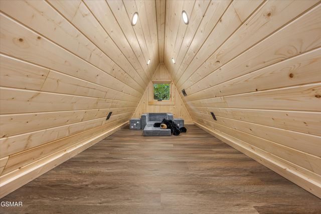 2951 Webb Creek Road, Sevierville, TN 37876