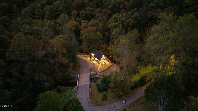 2951 Webb Creek Road, Sevierville, TN 37876