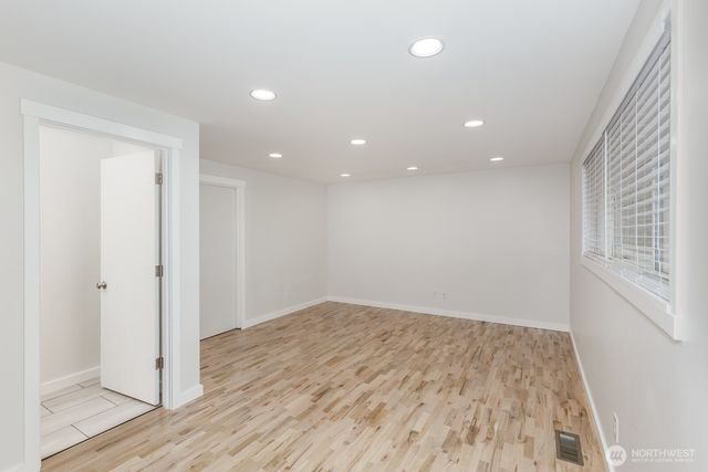 21713 Meridian Avenue S, Bothell, WA 98021