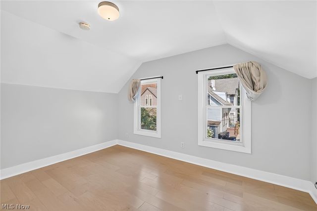 3925 Bridge Avenue, Cleveland, OH 44113