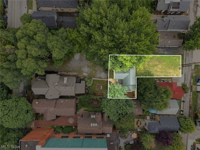 3925 Bridge Avenue, Cleveland, OH 44113