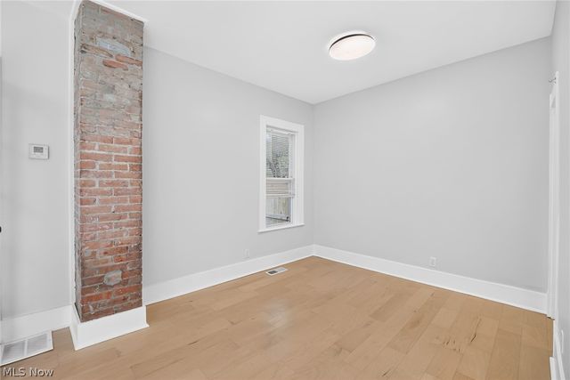 3925 Bridge Avenue, Cleveland, OH 44113