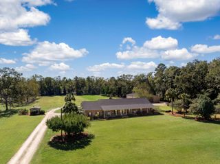 1543 Highway 61, Ridgeville, SC 29472