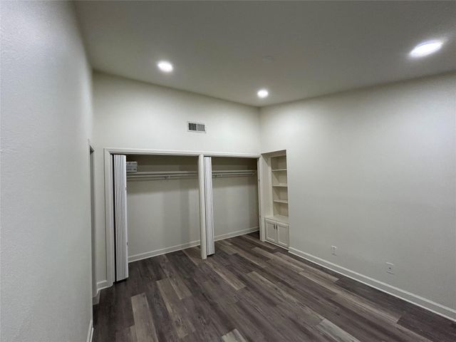 100 Bay Point DR 7, Horseshoe Bay, TX 78657