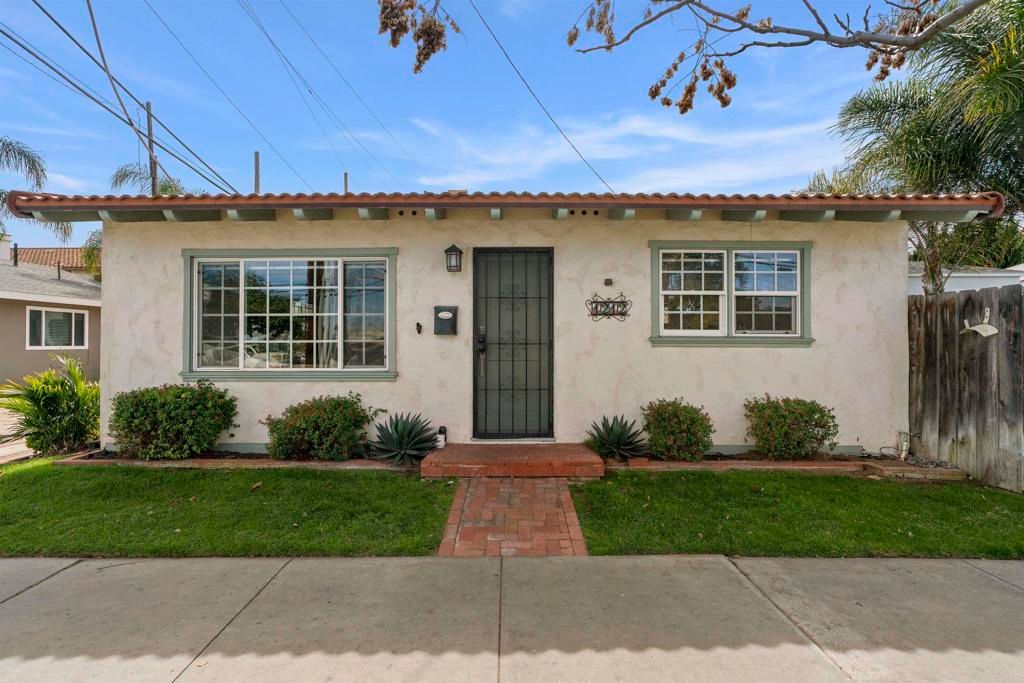 1212 2nd Street, Coronado, CA 92118