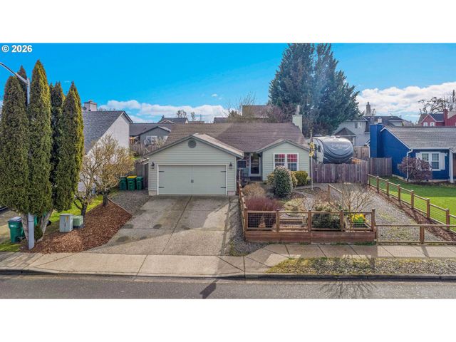 51764 Se 6TH St, Scappoose, OR 97056