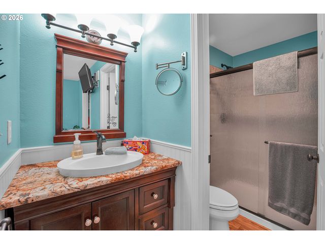 51764 Se 6TH St, Scappoose, OR 97056