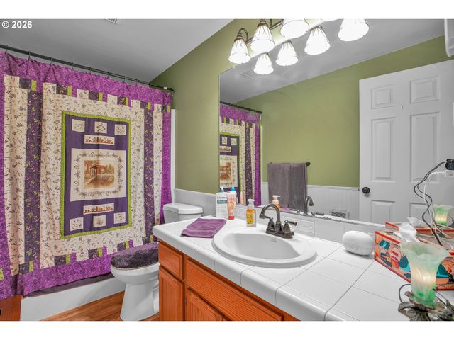 51764 Se 6TH St, Scappoose, OR 97056