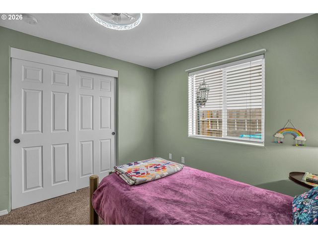 51764 Se 6TH St, Scappoose, OR 97056