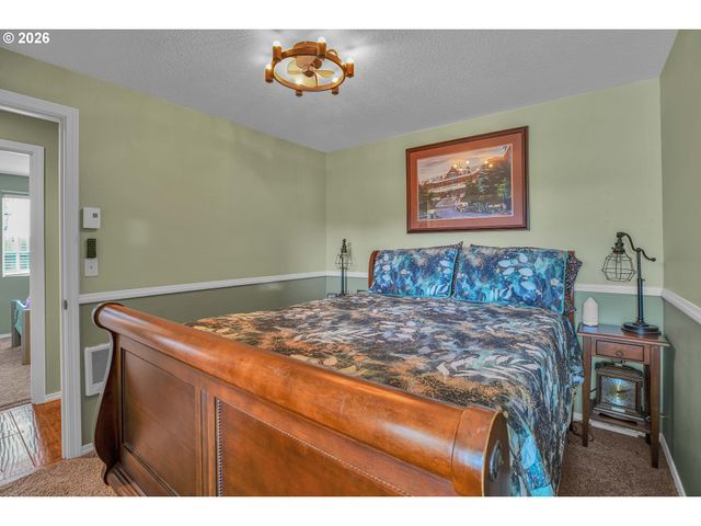 51764 Se 6TH St, Scappoose, OR 97056