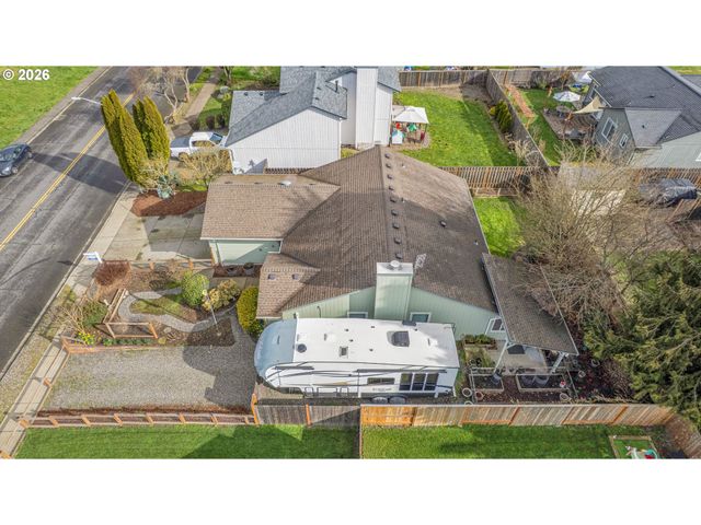 51764 Se 6TH St, Scappoose, OR 97056