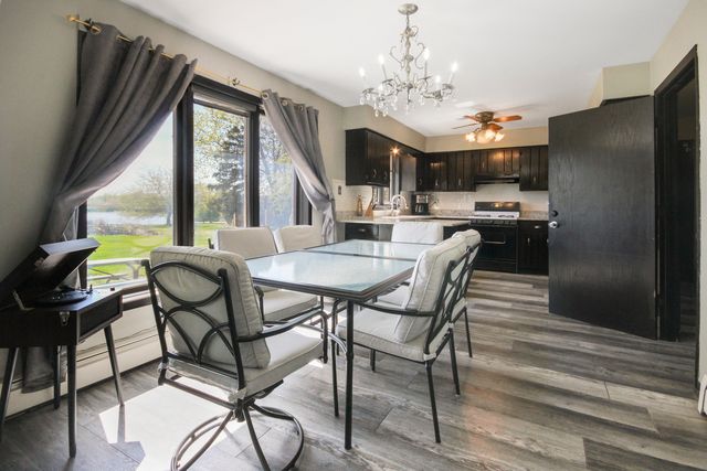 3321 E Reichert Drive, Crete, IL 60417