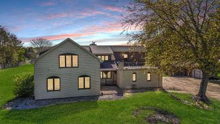 3321 E Reichert Drive, Crete, IL 60417