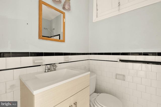 1227 18TH PL NE, Washington, DC 20002