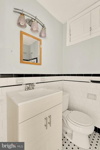 1227 18TH PL NE, Washington, DC 20002