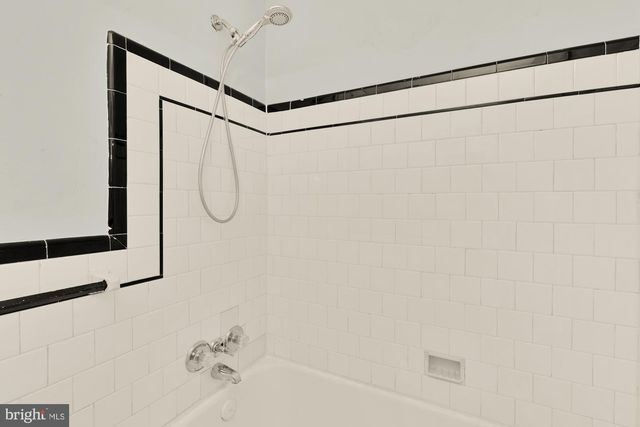 1227 18TH PL NE, Washington, DC 20002