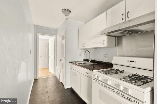 1227 18TH PL NE, Washington, DC 20002