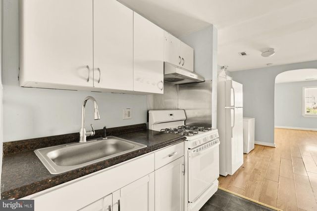 1227 18TH PL NE, Washington, DC 20002