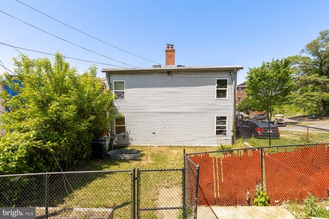 1227 18TH PL NE, Washington, DC 20002