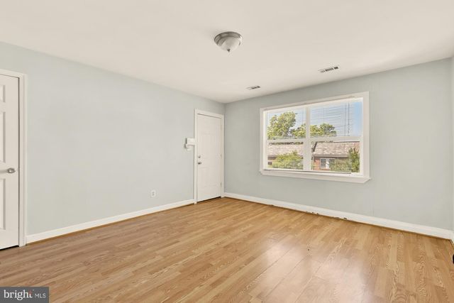 1227 18TH PL NE, Washington, DC 20002