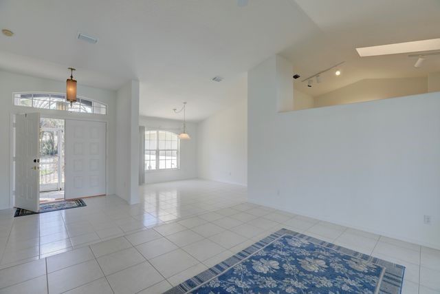 117 Harbor Point Drive, Sebastian, FL 32958